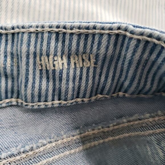 REWASH distressed frayed hem cutoff shorts size 11 - Picture 9 of 12